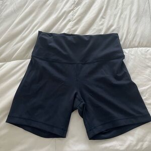 COPY - Wunder Train High-Rise Short 6”